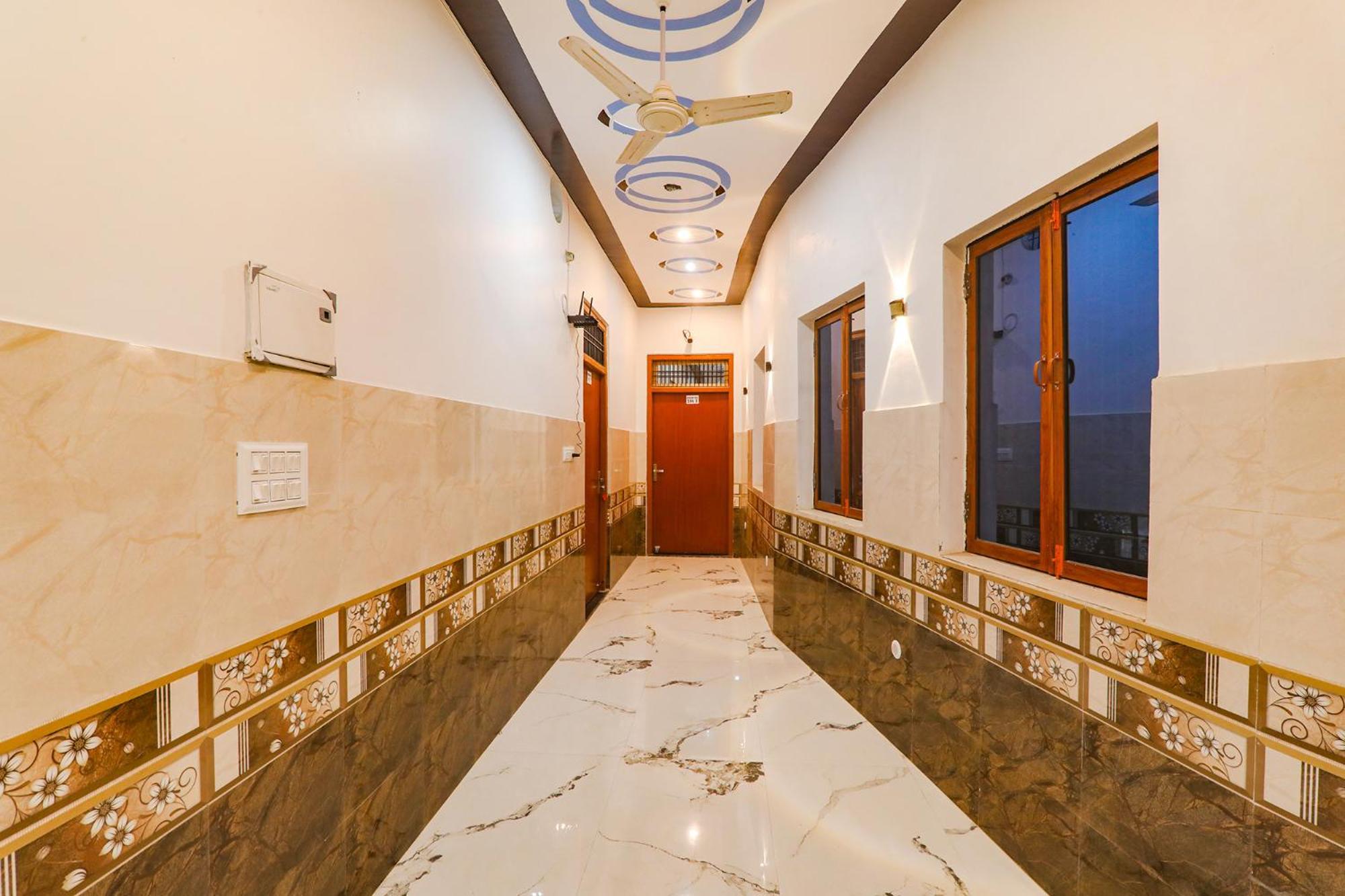 Fabexpress Shree Siya Raman - 500M From Shri Ram Janam Bhumi Hotel Ayodhya Ngoại thất bức ảnh
